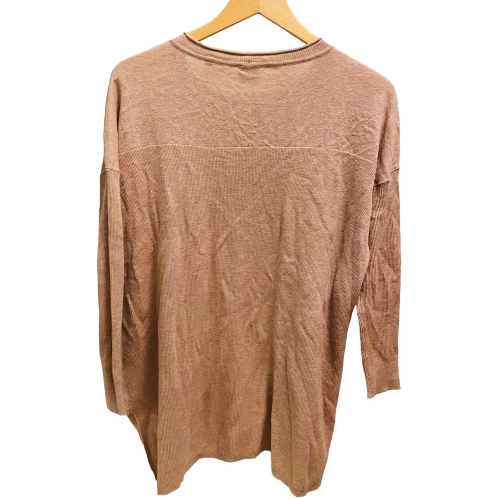 Cabi # 3528 "Play Pullover" in Rosewood Pink Long Sleeve Sweater - Picture 3 of 5